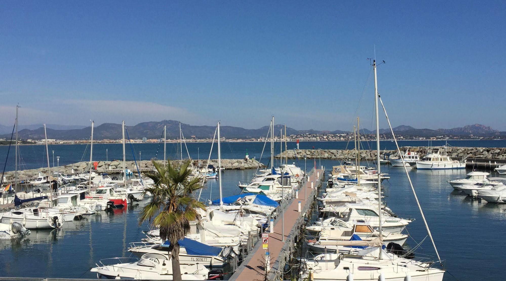Au Reveil Des Cigales Otel Saint Aygulf Dış mekan fotoğraf